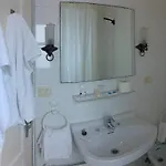 Hotel Bayona 2*