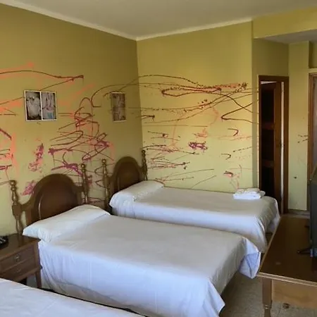 Bayona Hotel 2*