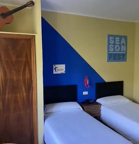 Ξενοδοχείο Bayona 2*