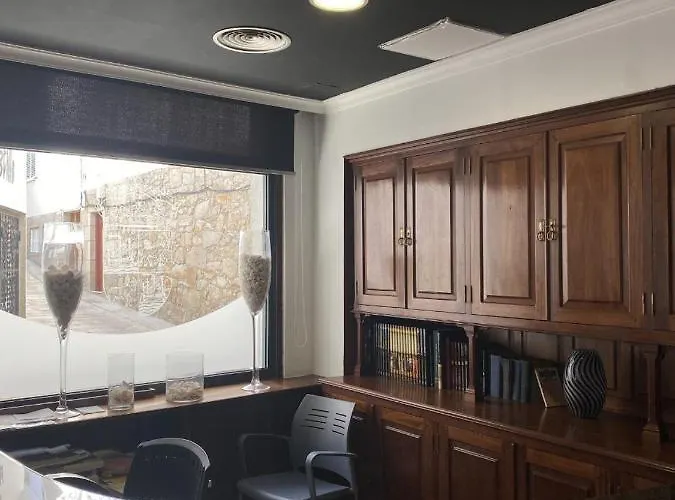 Ξενοδοχείο Bayona 2*